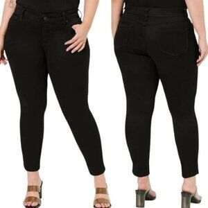 Torrid Women's Luxe Skinny Mid Rise Jean Size 28 Short Sateen Stretch Black